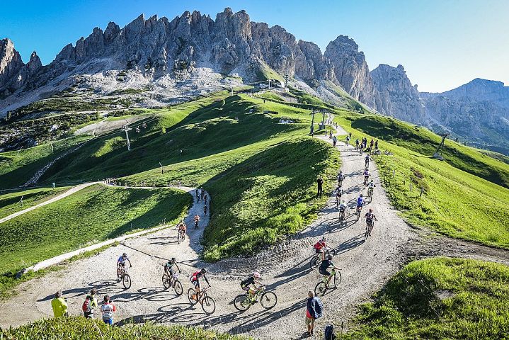 Mountainbike Strecke in den Dolomiten